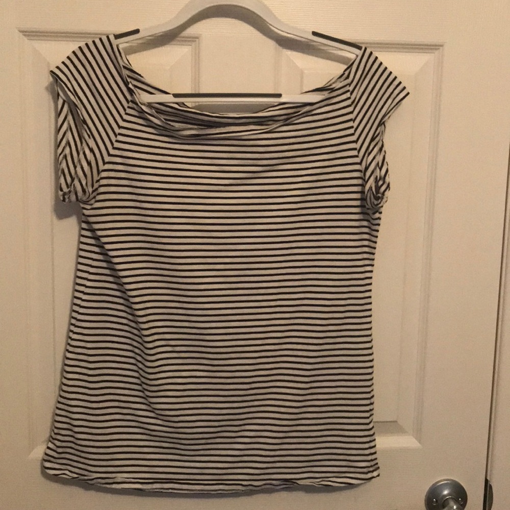 Off the shoulder elegantees striped top - Picture 1 of 2